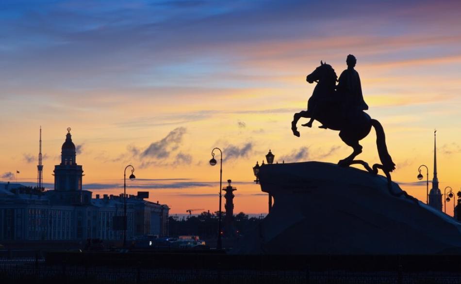 https://www.freepik.com/free-photo/bronze-horseman-st-petersburg_1329185.htm#page=2&query=russia&position=3&from_view=search&track=sph